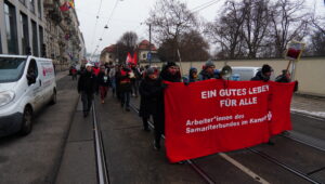 Betriebsversammlung unter freiem Himmel: ASB-WSD setzt starkes Zeichen am Schwarzenbergplatz